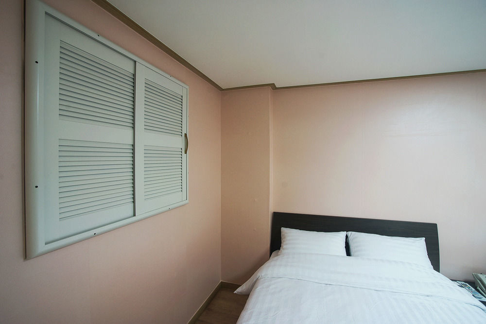 Orange Tree Hotel Jeju Extérieur photo