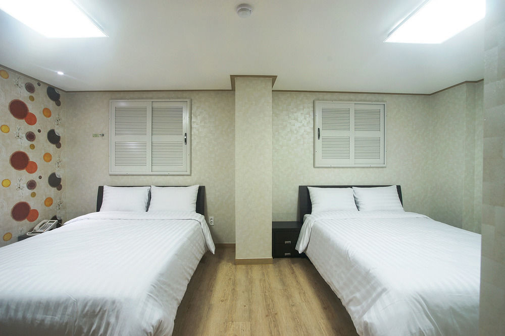 Orange Tree Hotel Jeju Extérieur photo