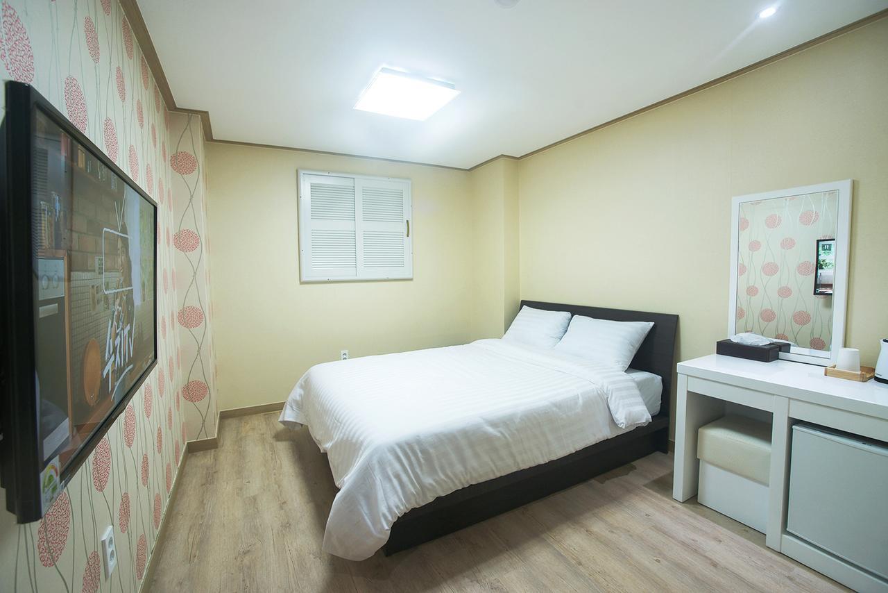 Orange Tree Hotel Jeju Extérieur photo