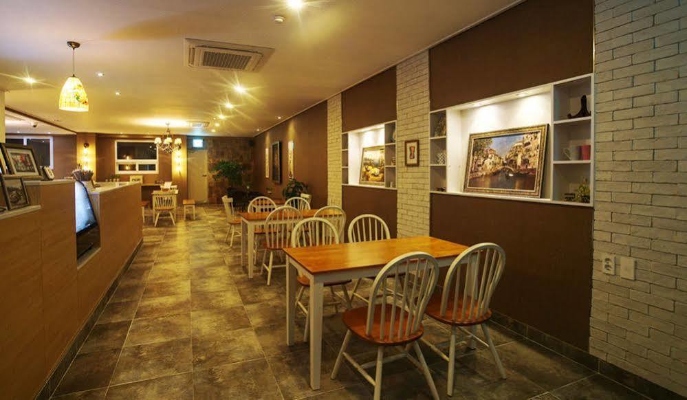 Orange Tree Hotel Jeju Extérieur photo