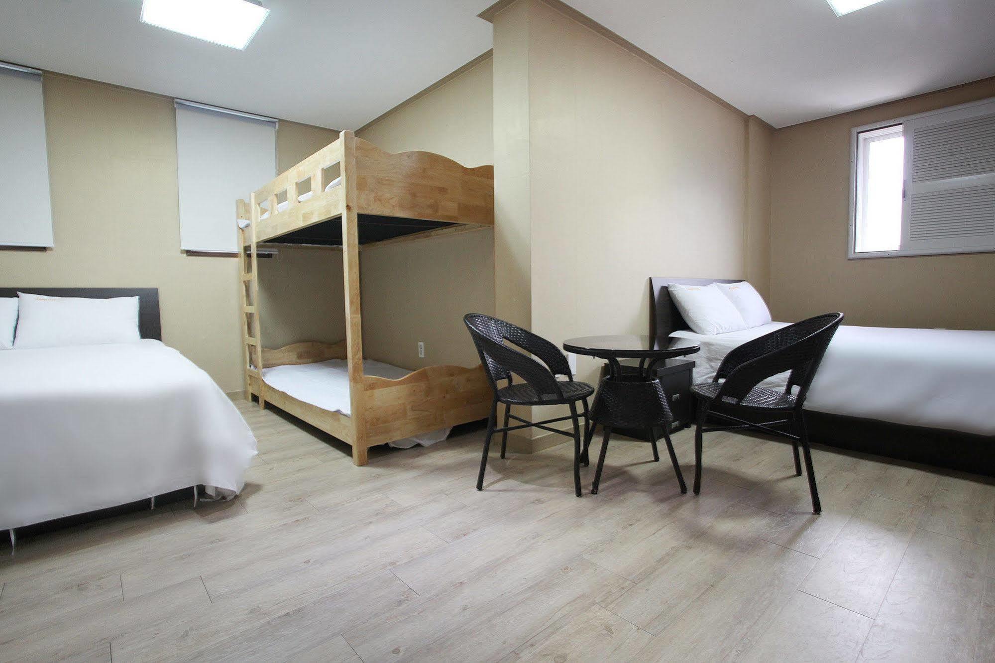 Orange Tree Hotel Jeju Extérieur photo