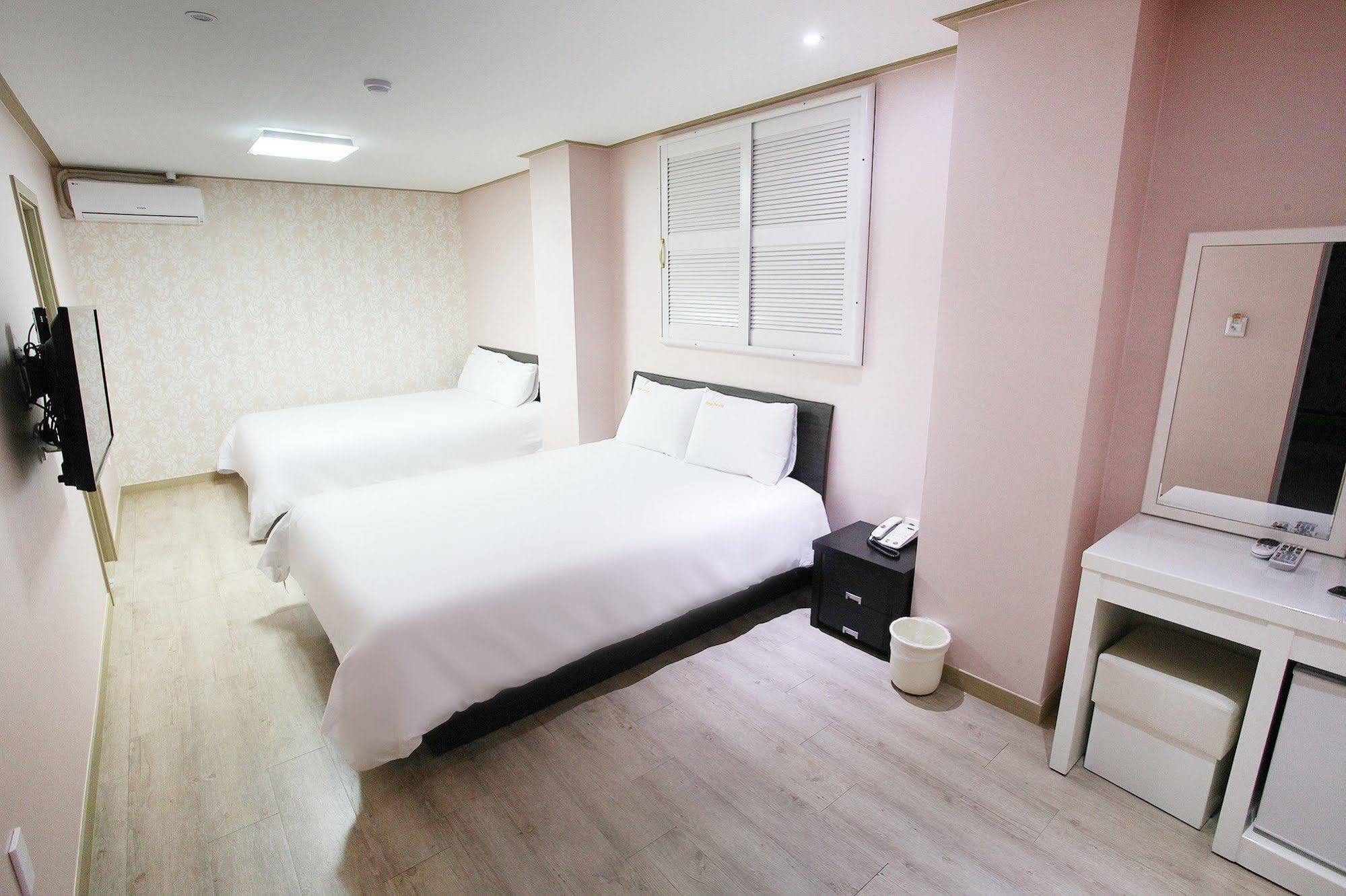 Orange Tree Hotel Jeju Extérieur photo