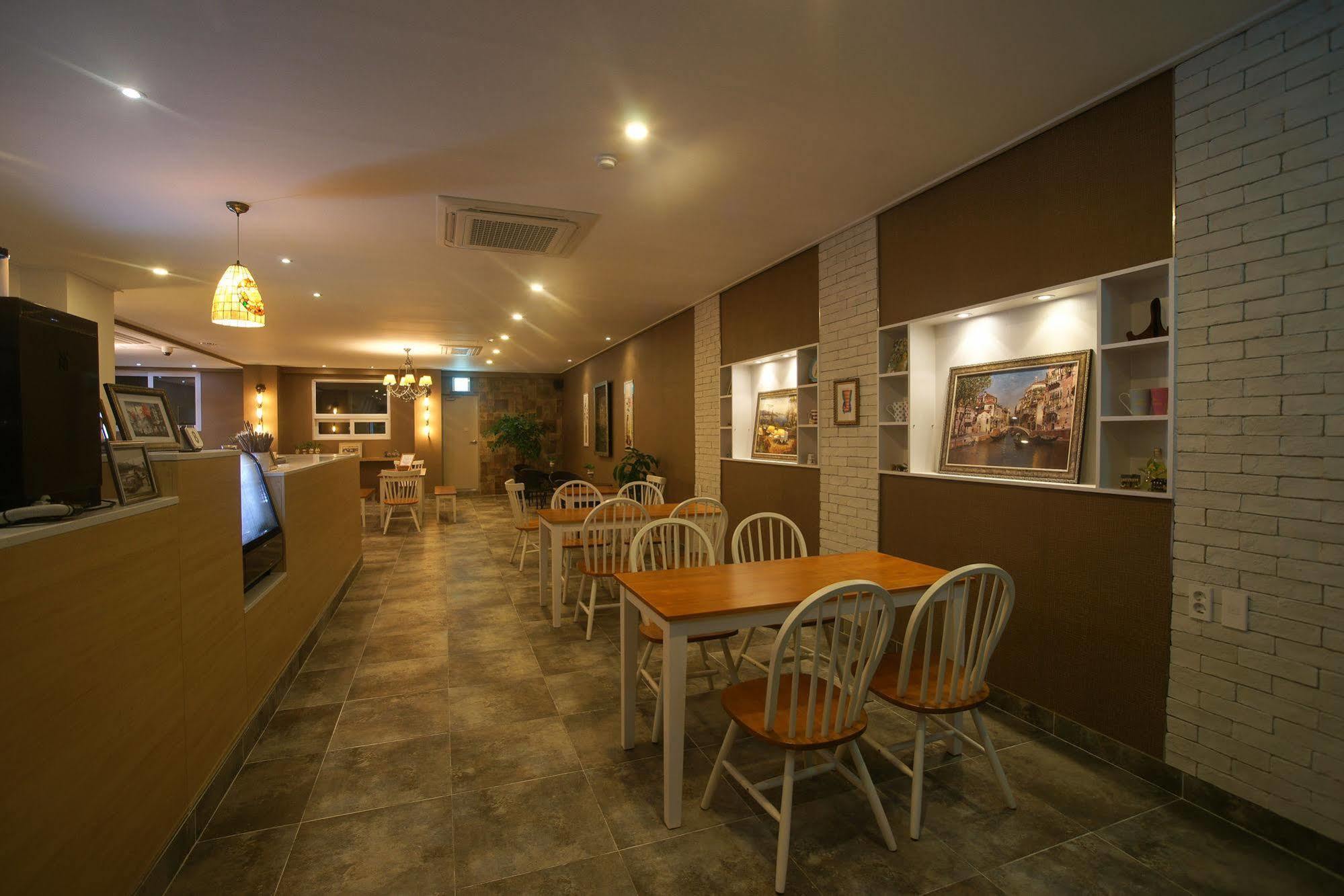 Orange Tree Hotel Jeju Extérieur photo